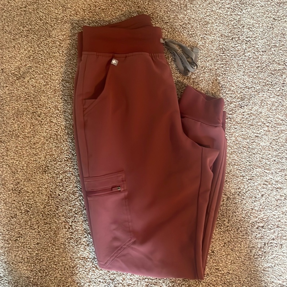 Figs Zamora High Rise Scrub Pants